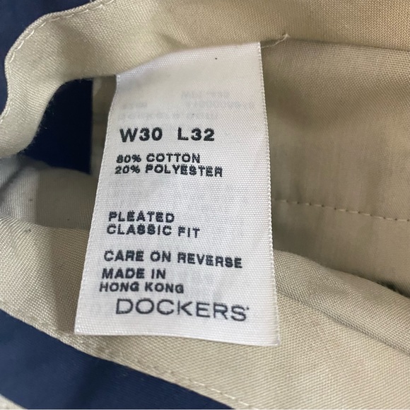 Dockers D3 Classic Fit Khaki Dress Pants Chinos Mens 32x31 Cotton Gray - Picture 4 of 9